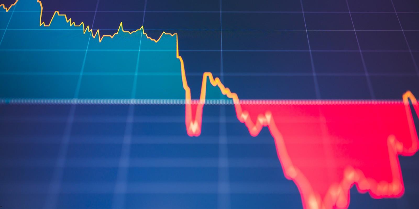 Qué Hacer y Qué No Hacer para Navegar Durante el Descenso Económico